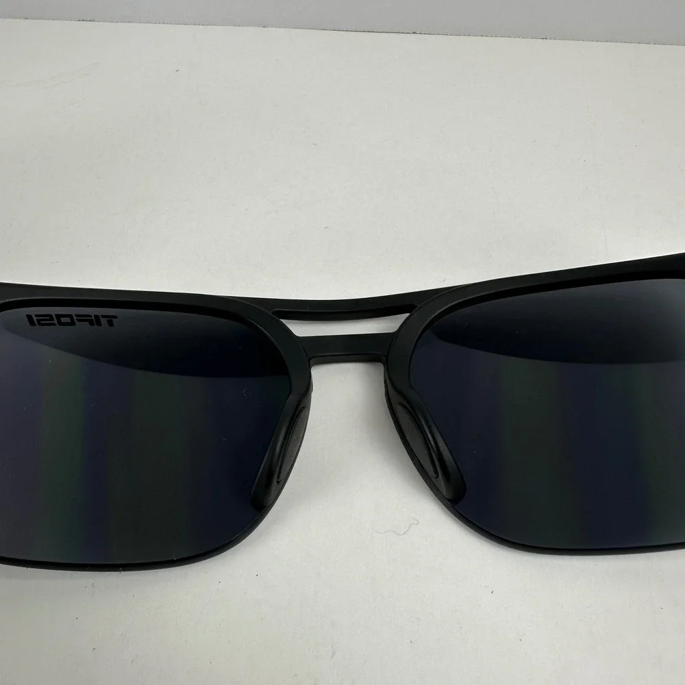 Tifosi Salvo Sunglasses Matte Black Sport Performance Shades UV Protection Case